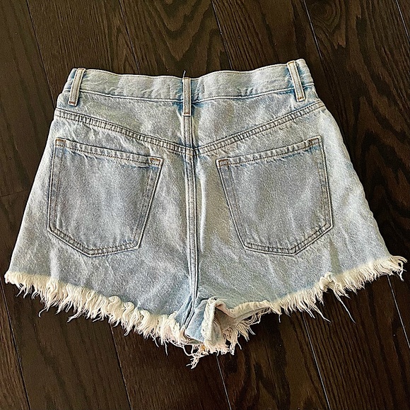 PacSun Vintage High Rise Distressed Cut-Off Jean Shorts - Picture 4 of 15